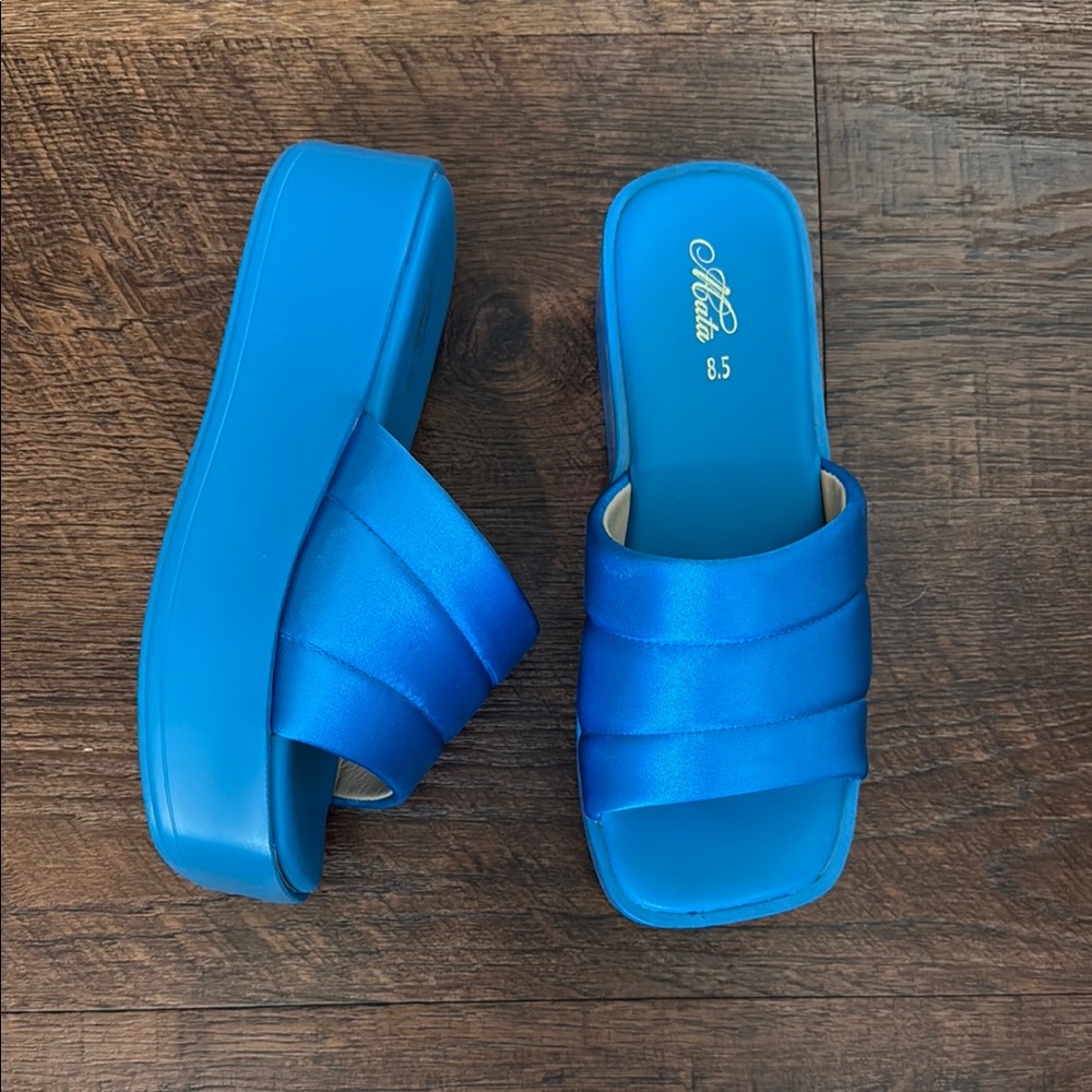 Slide Platform Sandals Size 8.5